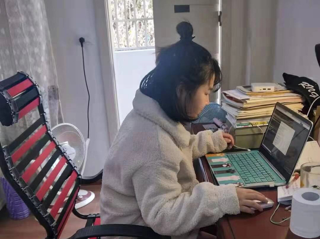云課堂哪個(gè)好_專業(yè)為教育機(jī)構(gòu)低成本搭建在線網(wǎng)絡(luò)教學(xué)平臺(tái) 直播云在線教育平臺(tái)怎么收費(fèi) 直播課堂軟件哪個(gè)好 如何搭建網(wǎng)絡(luò)教學(xué)平臺(tái) 開發(fā)在線教育平臺(tái) 哪個(gè)網(wǎng)絡(luò)教育平臺(tái)好 第2張